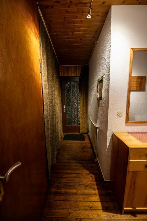 Schoene Ferienwohnung In Ruhiger Lage Altena Luaran gambar