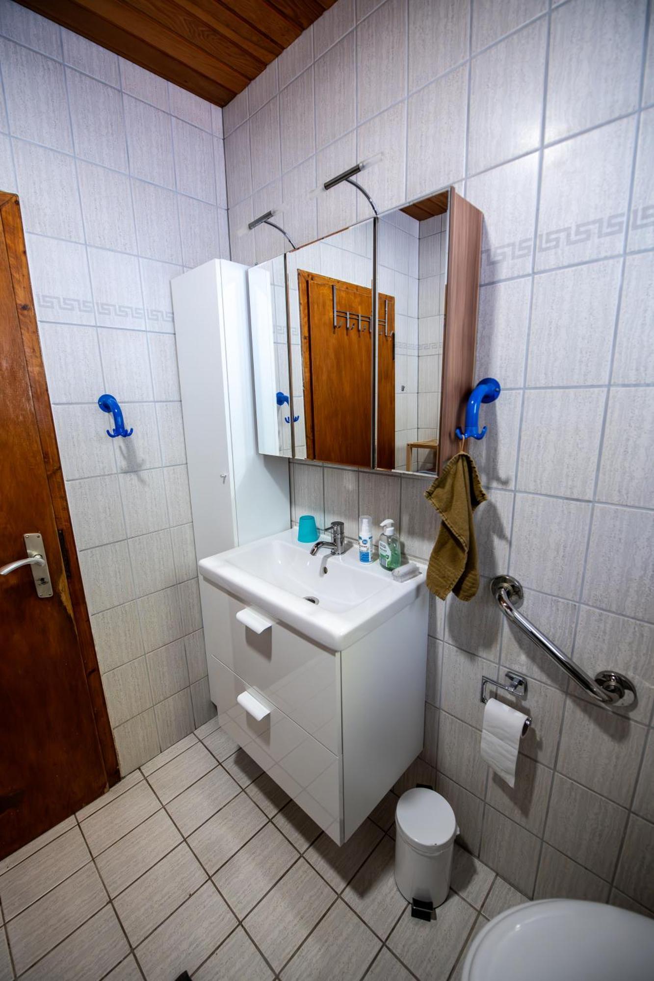 Schoene Ferienwohnung In Ruhiger Lage Altena Luaran gambar